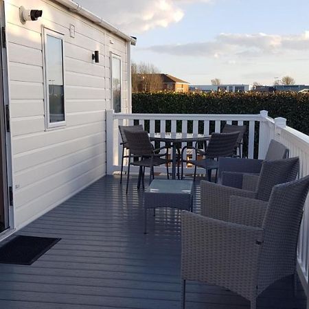 Greenlawns Villa Selsey Exterior photo
